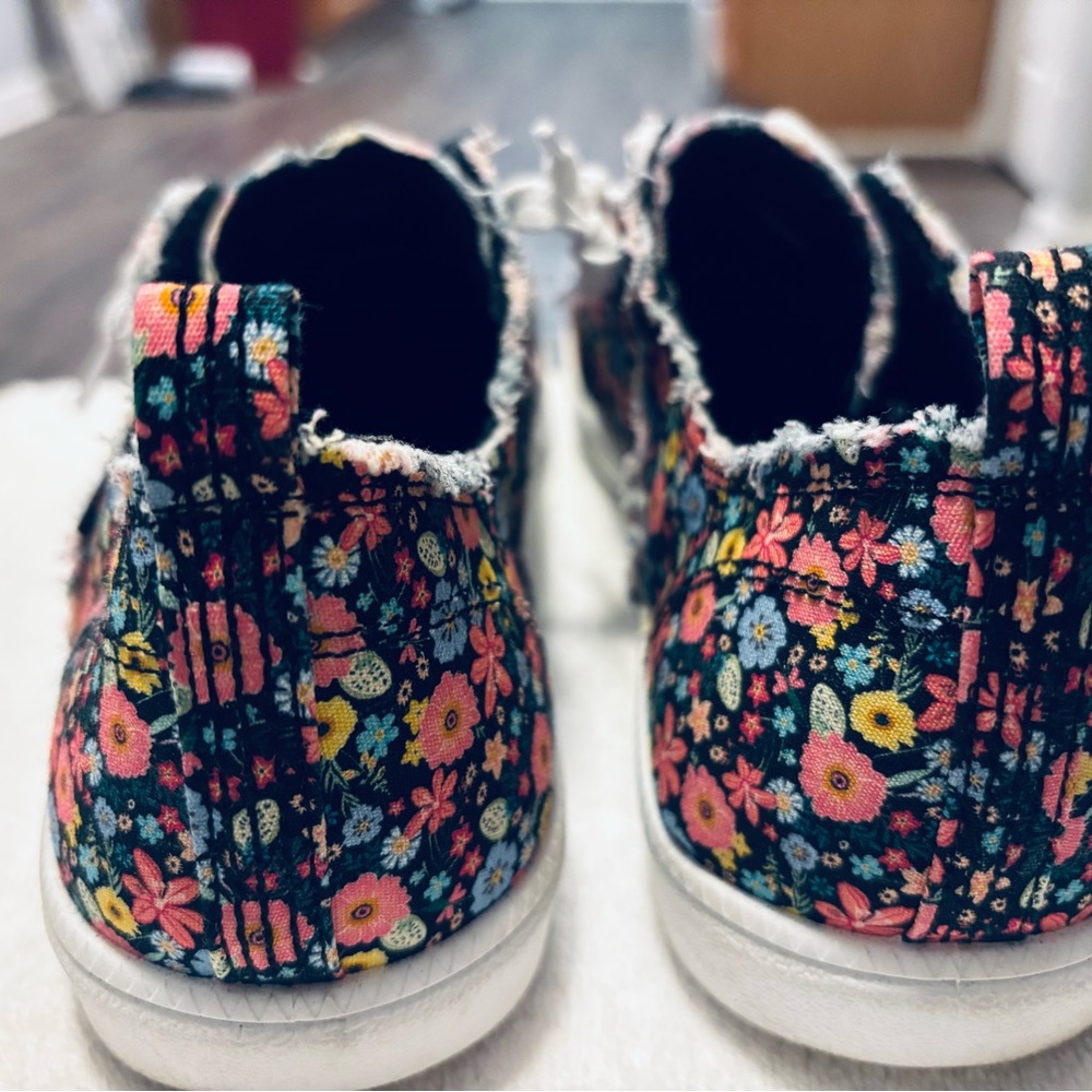 Almost Brand New Floral BOBS / SKETCHERS slip In Sneakers - Size 10 - Box 1A - Picture 5 of 6